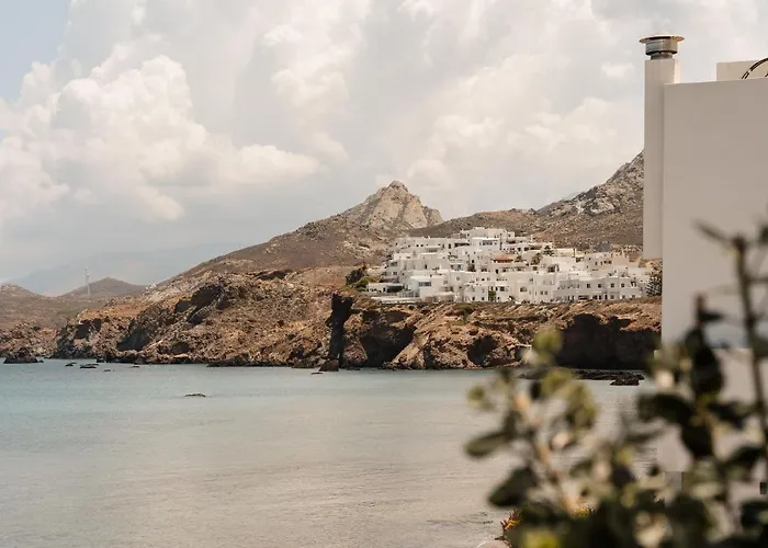 Hotel Naxos Rhyton 4*