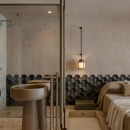 Naxos Rhyton Hotel