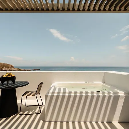 Naxos Rhyton Hotel 4*
