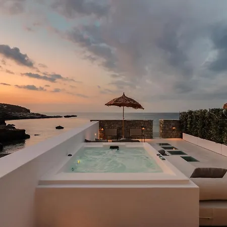 Hotell Naxos Rhyton