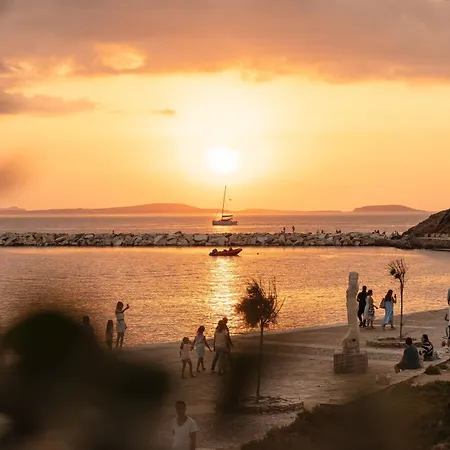 Hotel Naxos Rhyton 4*