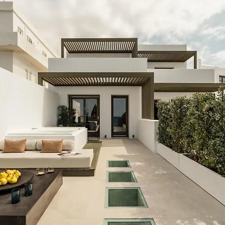 Naxos Rhyton Hotel