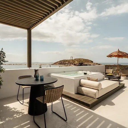 Hotel Naxos Rhyton 4*